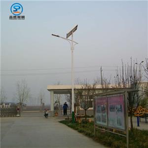 文山富宁县太阳能路灯6米30瓦一般多少钱值得信赖